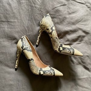 Call it Spring snake print heels - never worn 6.5